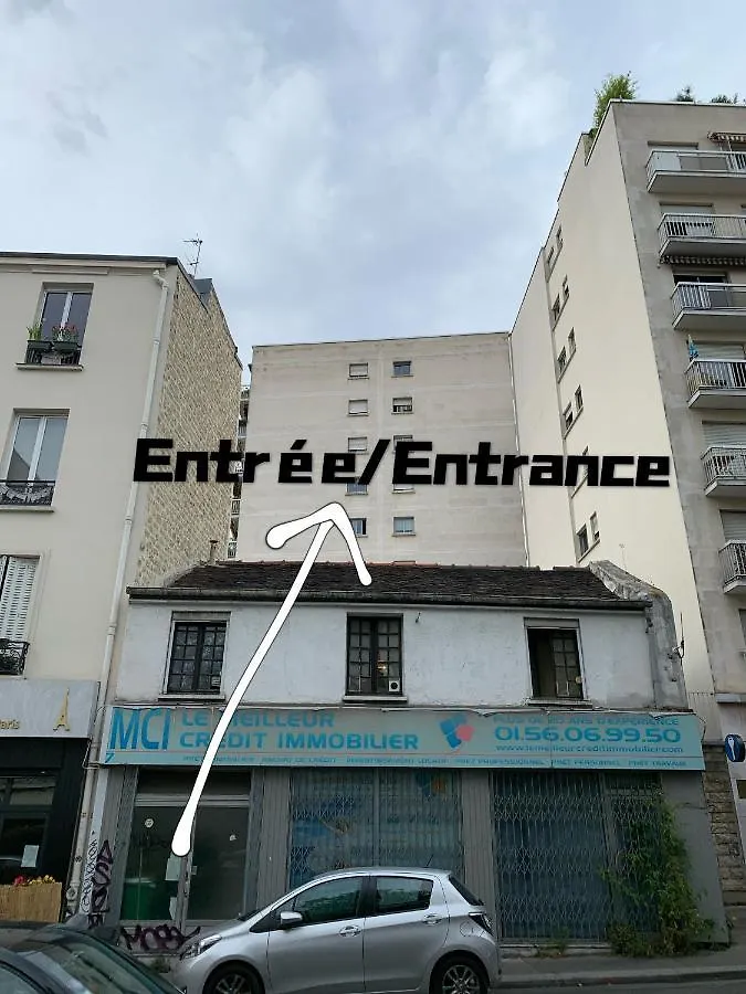 Fleur De Paris Hostel